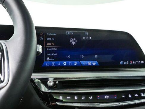 Used 2025 Cadillac Lyriq Sport AWD/4WD image 22
