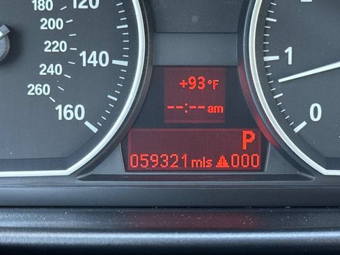 Used 2013 BMW 128i Coupe RWD image 26