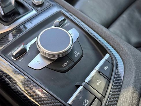 Used 2022 Audi R8 V10 image 19