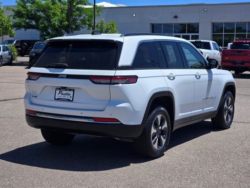Used 2024 Jeep Grand Cherokee Limited 4xe AWD/4WD image 3
