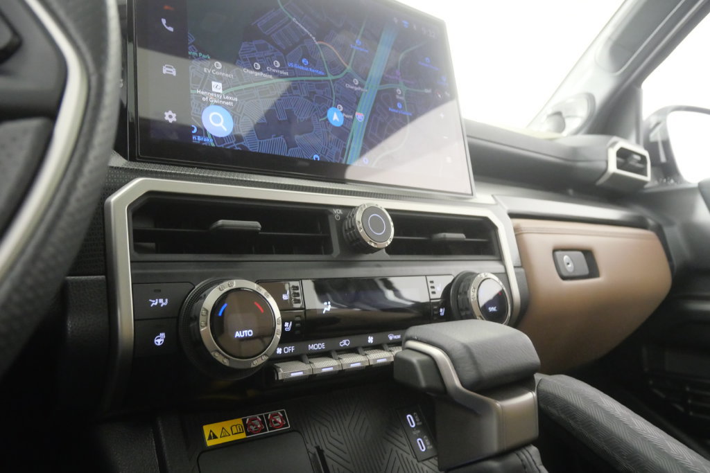 Used 2026 Toyota 4Runner Limited AWD/4WD image 26