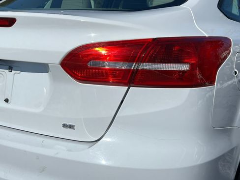 Used 2018 Ford Focus SE image 6