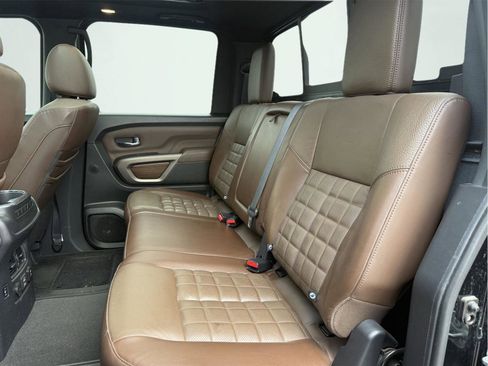 Used 2021 Nissan Titan Platinum Reserve w/ Moonroof Package image 20