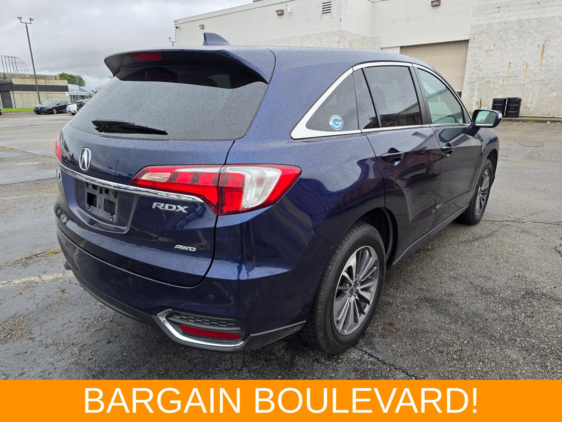 Used 2017 Acura RDX w/ Advance Package AWD/4WD image 3