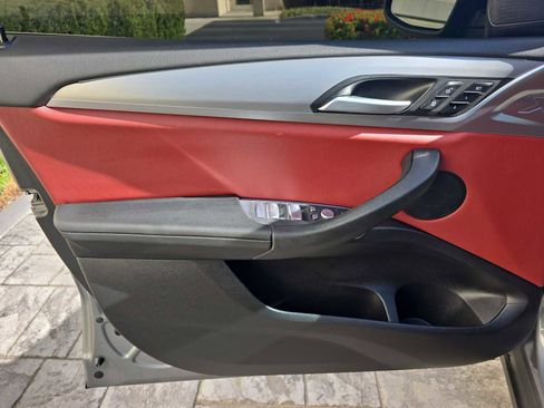 Used 2024 BMW X3 sDrive30i w/ Convenience Package image 13