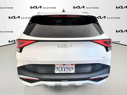Used 2023 Kia Sportage EX AWD/4WD image 8