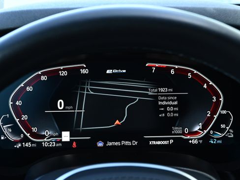 Certified 2022 BMW 530e w/ Premium Package image 14