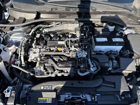 Certified 2023 Toyota Corolla Cross XLE image 35