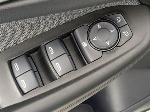 Used 2023 Chevrolet TrailBlazer LT w/ Convenience Package image 12