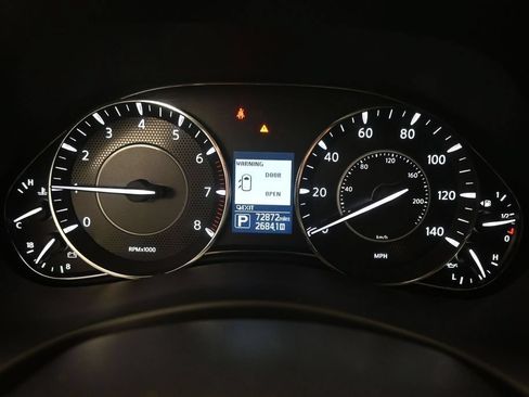 Used 2019 Nissan Armada Platinum RWD image 12