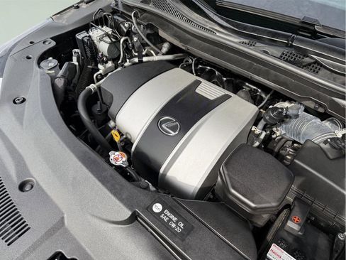 Certified 2022 Lexus RX 350L Premium w/ Premium Package AWD/4WD image 7