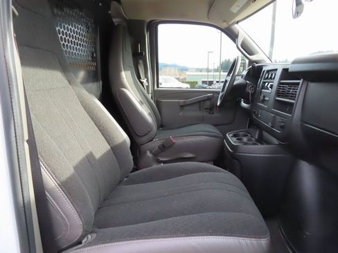 Used 2024 Chevrolet Express 2500 Work Van 3D Cargo Van w/ Driver Convenience Package image 34