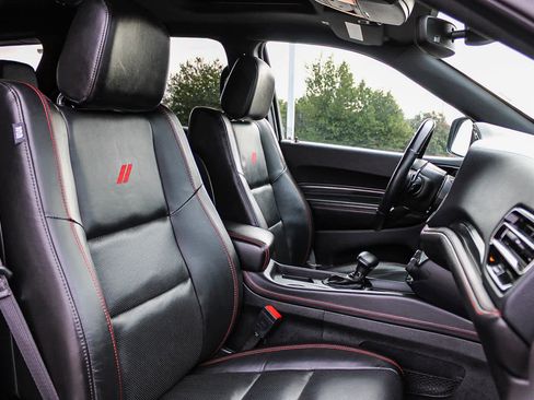 Used 2025 Dodge Durango GT image 16