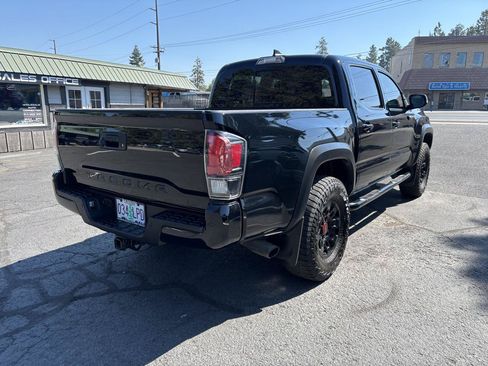 Used 2019 Toyota Tacoma TRD Pro AWD/4WD image 5