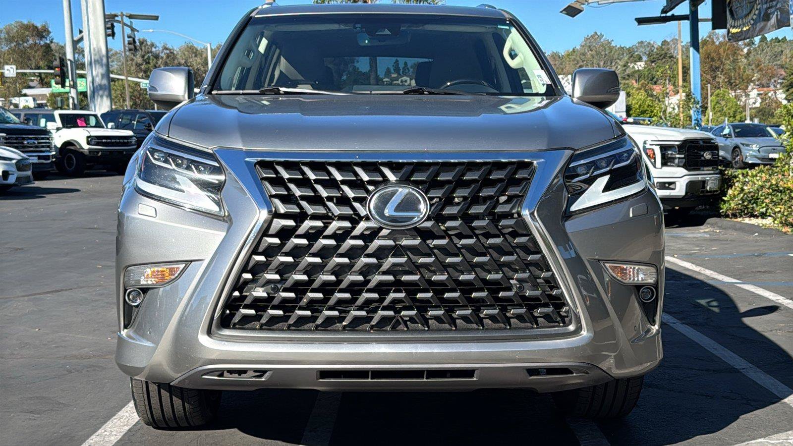 Used 2021 Lexus GX 460 Premium w/ Premium Package AWD/4WD image 5