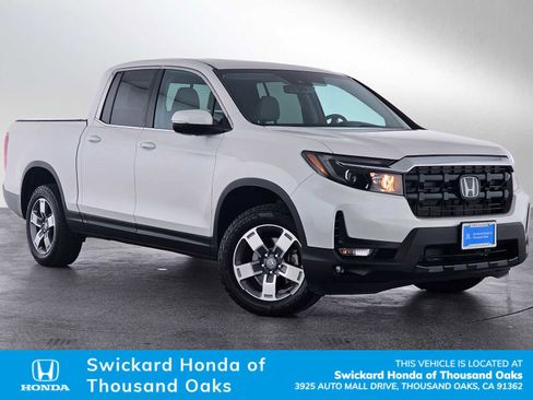 Certified 2025 Honda Ridgeline RTL image 1