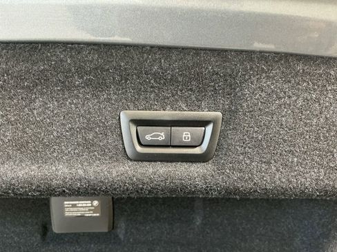 Certified 2025 BMW 330i Sedan w/ M Sport Package image 30