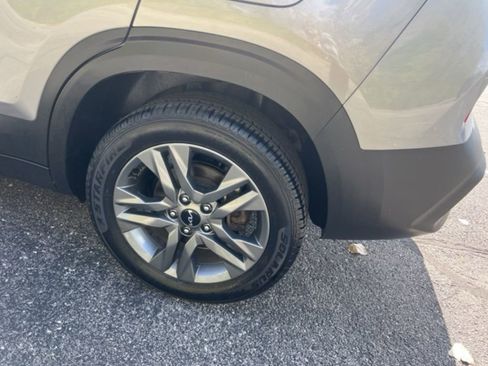 Used 2023 Kia Seltos LX image 22