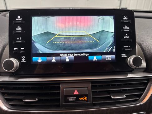 Used 2021 Honda Accord Touring image 27