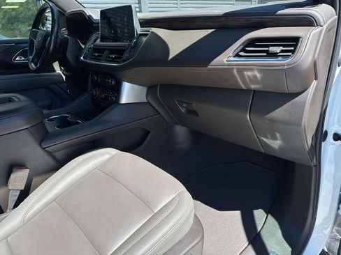 Used 2021 Chevrolet Tahoe Z71 image 17