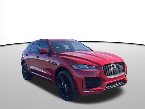 Used 2018 Jaguar F-PACE R-Sport image 8