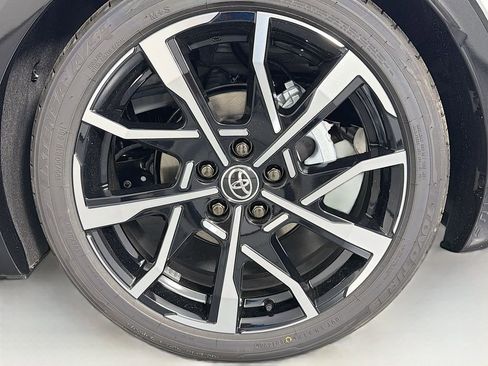 New 2026 Toyota Prius Plug-In Hybrid FWD image 31