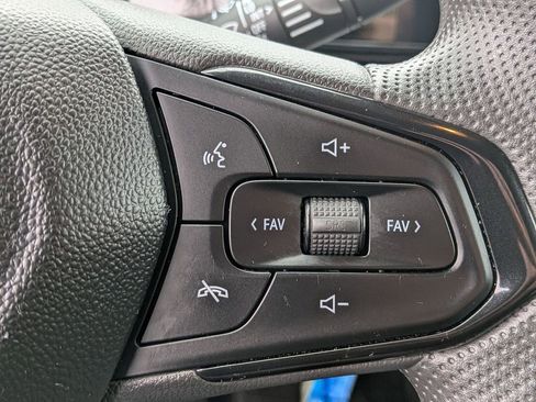 Used 2024 Chevrolet Trax LS w/ LS Convenience Package image 14