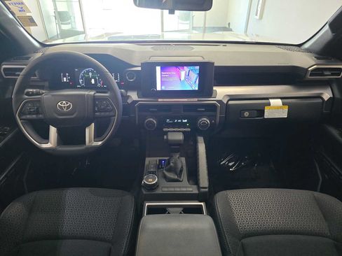 Certified 2026 Toyota 4Runner SR5 AWD/4WD image 10