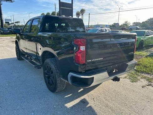 Used 2021 Chevrolet Silverado 1500 LT RWD image 3