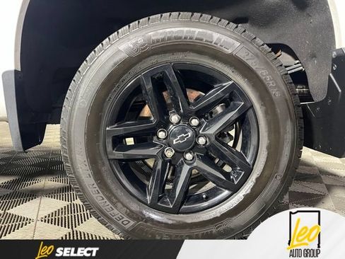 Used 2021 Chevrolet Silverado 1500 LT Trail Boss w/ Convenience Package II AWD/4WD image 31