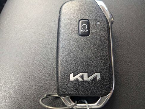 Used 2023 Kia Sorento SX FWD image 40