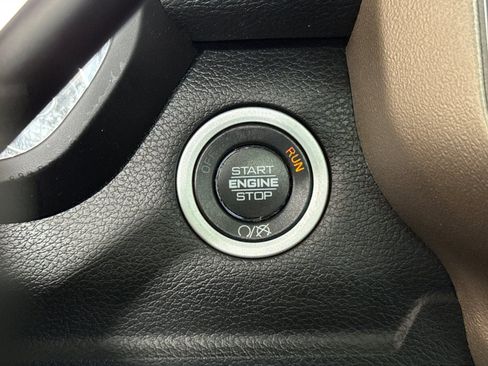 Used 2019 RAM 2500 Laramie AWD/4WD image 21