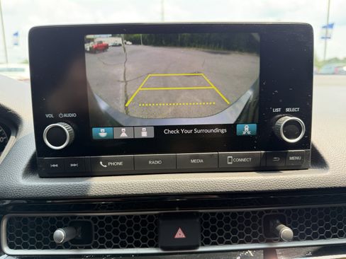 Used 2025 Honda Civic Sport image 25
