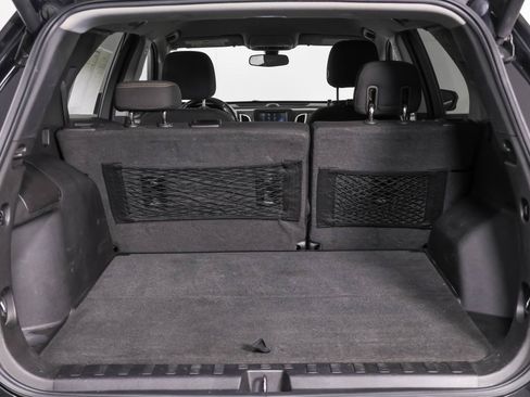 Used 2018 Chevrolet Equinox LT FWD image 38