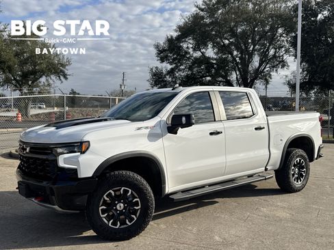 Used 2024 Chevrolet Silverado 1500 ZR2 w/ Technology Package image 1