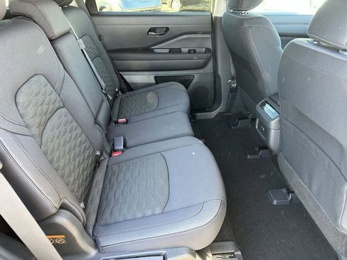 New 2025 Nissan Pathfinder SV w/ Black Appearance Package image 11