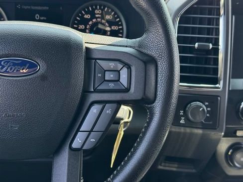 Used 2015 Ford F150 XLT w/ Equipment Group 302A Luxury AWD/4WD image 23