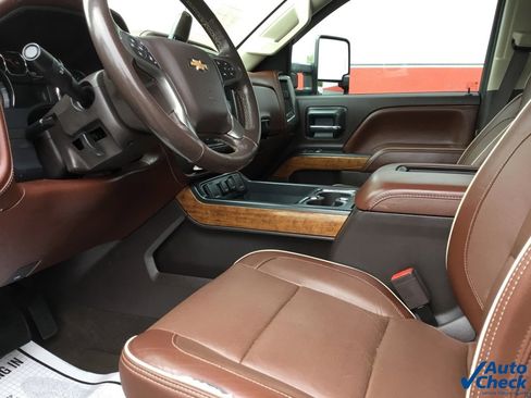Used 2016 Chevrolet Silverado 3500 High Country w/ Duramax Plus Package image 29