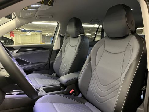 New 2026 Volkswagen Tiguan SE AWD/4WD image 20
