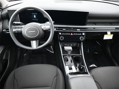 New 2026 Hyundai Tucson SEL image 12