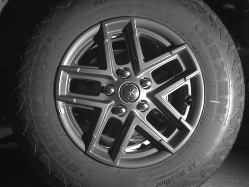 Used 2025 Jeep Wrangler Sport S image 14