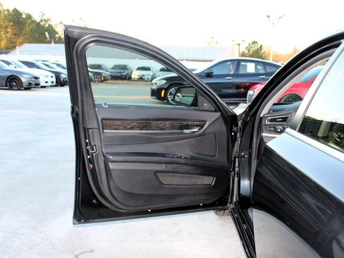 Used 2012 BMW 750Li image 31