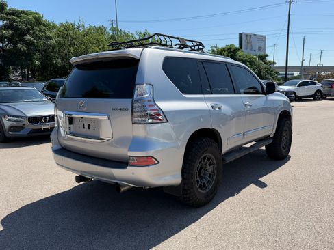 Used 2016 Lexus GX 460 w/ Premium Package AWD/4WD image 6
