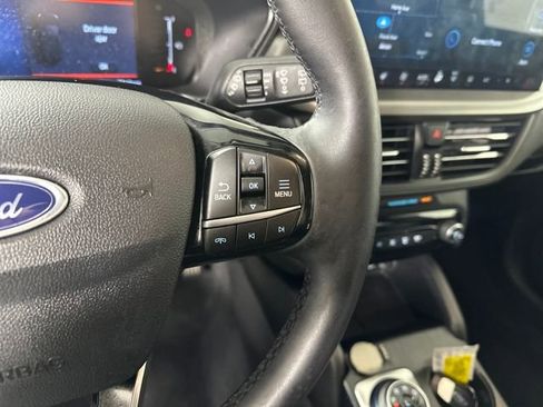 Used 2023 Ford Escape SE image 16