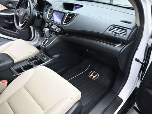 Used 2016 Honda CR-V Touring image 24