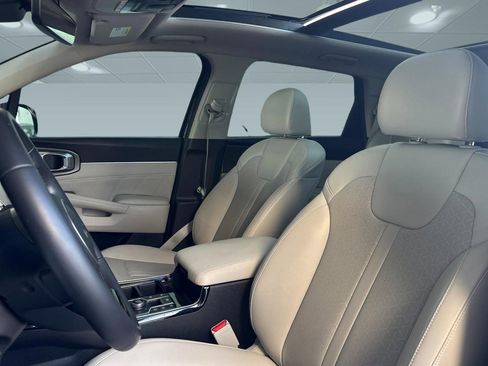 Used 2023 Kia Sorento SX image 14