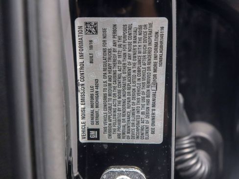 Used 2017 Chevrolet Suburban 3500 LS w/ Driver Alert Package AWD/4WD image 37