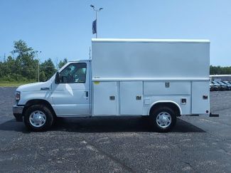 New 2025 Ford E-350 and Econoline 350 Super Duty w/ Power Equipment Group RWD video 2