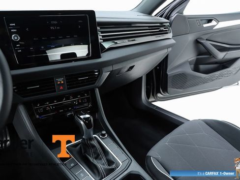 Used 2025 Volkswagen Jetta Sport FWD image 59