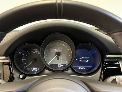 Certified 2024 Porsche Macan S AWD/4WD image 20